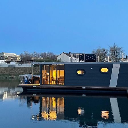 Hausboot Lore ドゥイスブルグ エクステリア 写真