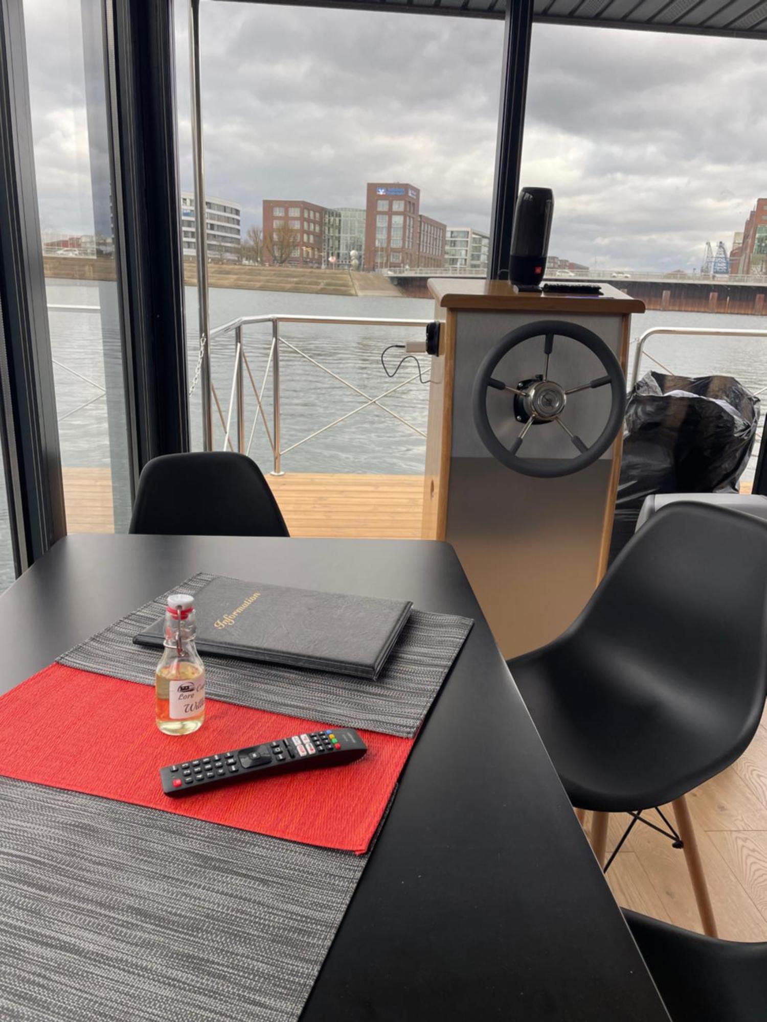 Hausboot Lore ドゥイスブルグ エクステリア 写真